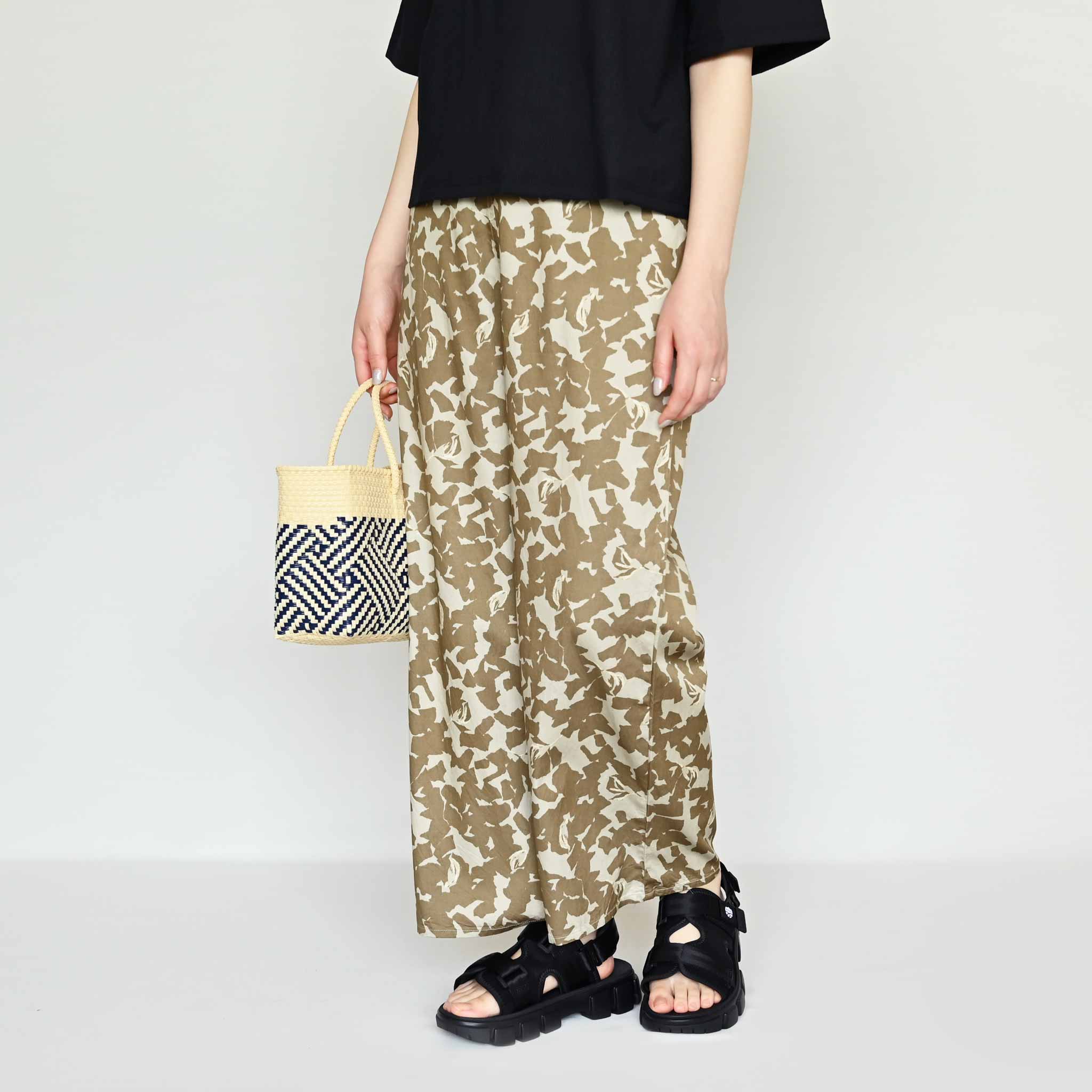 コットンレーヨンフラワーパンツ