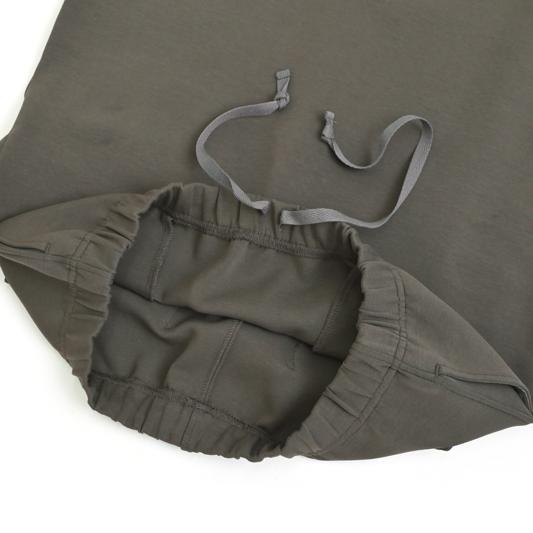 ダンボールスカート