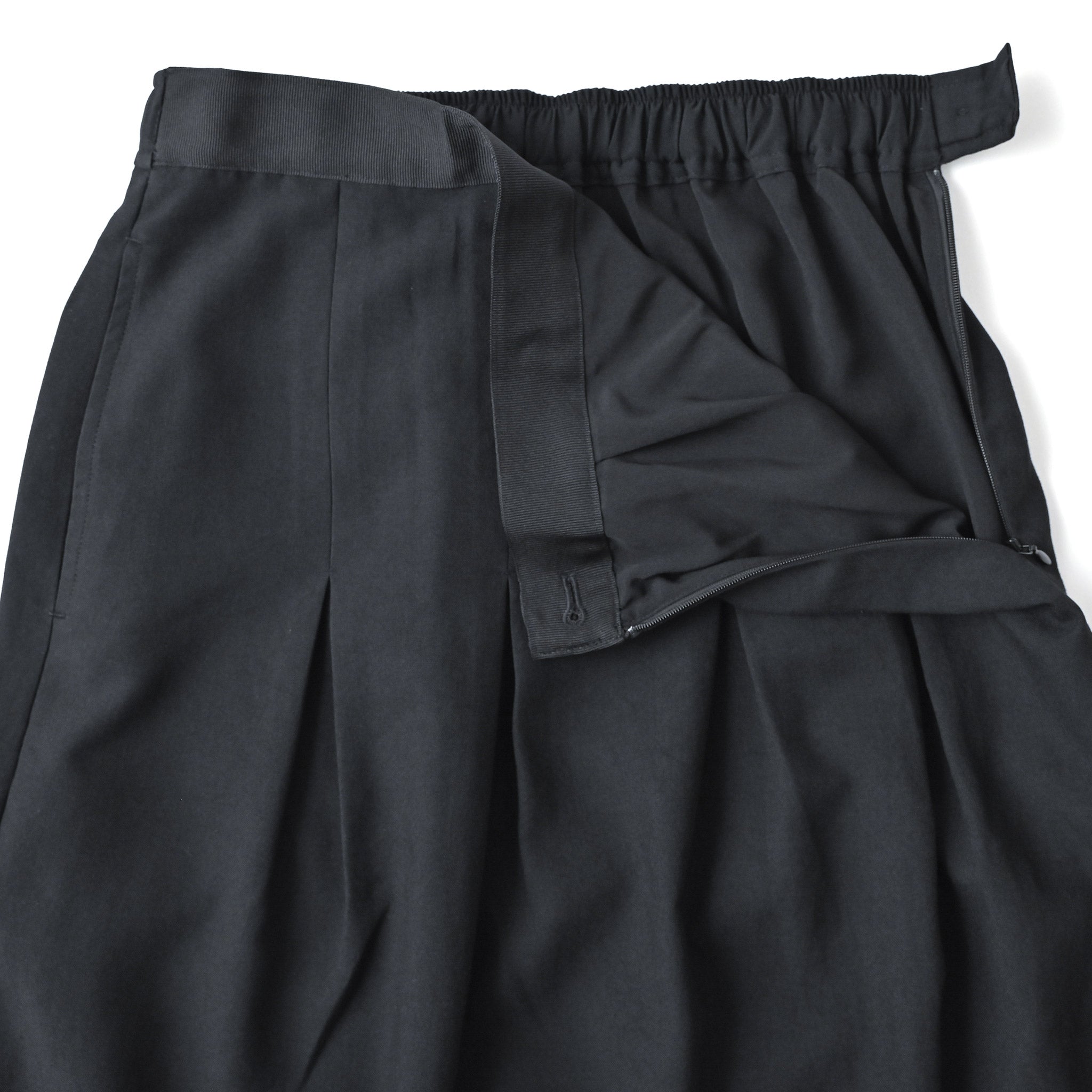 ポリリネンクロススカート