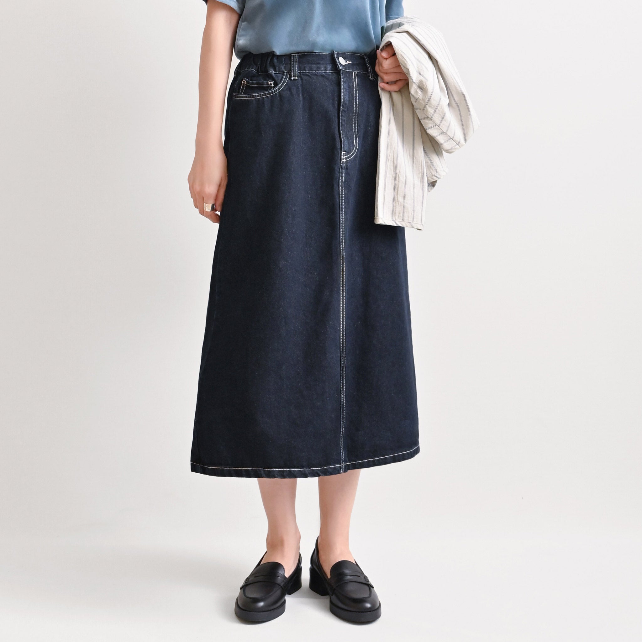 デニムステッチスカート