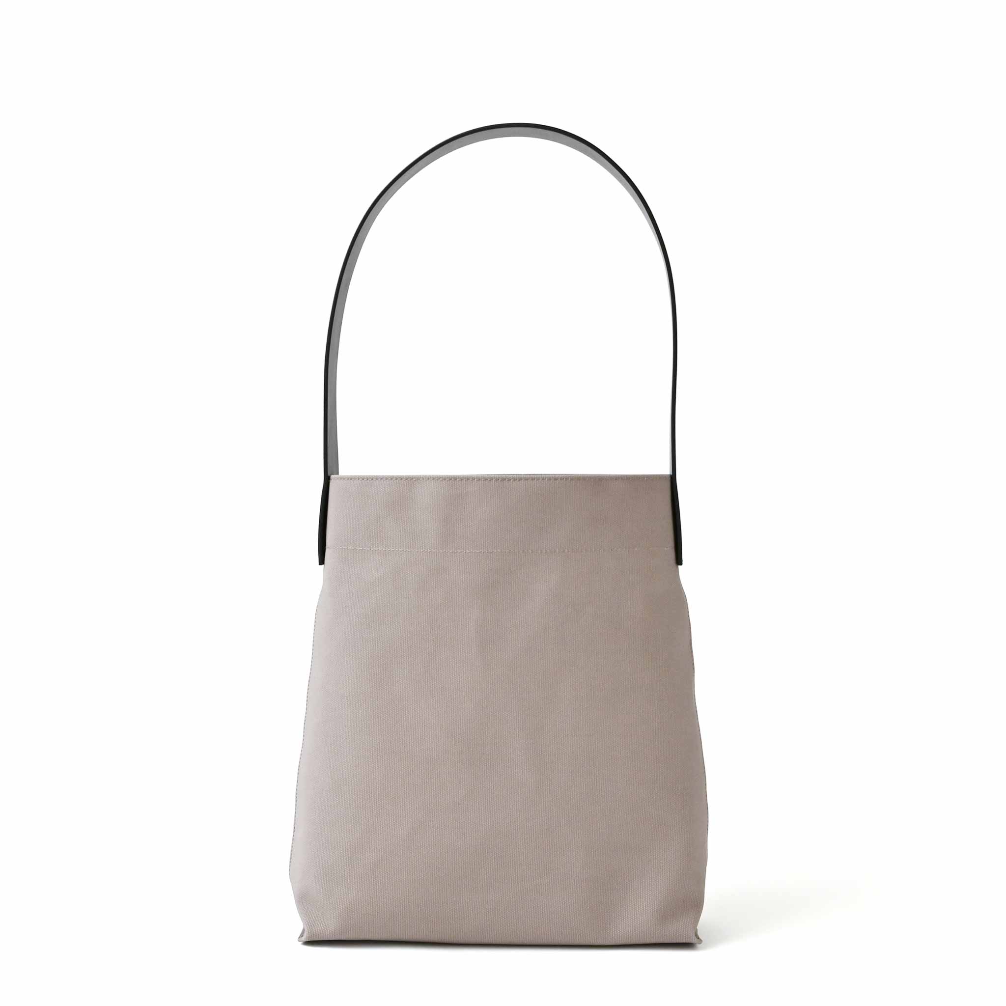 レザーハンドルトートバッグ