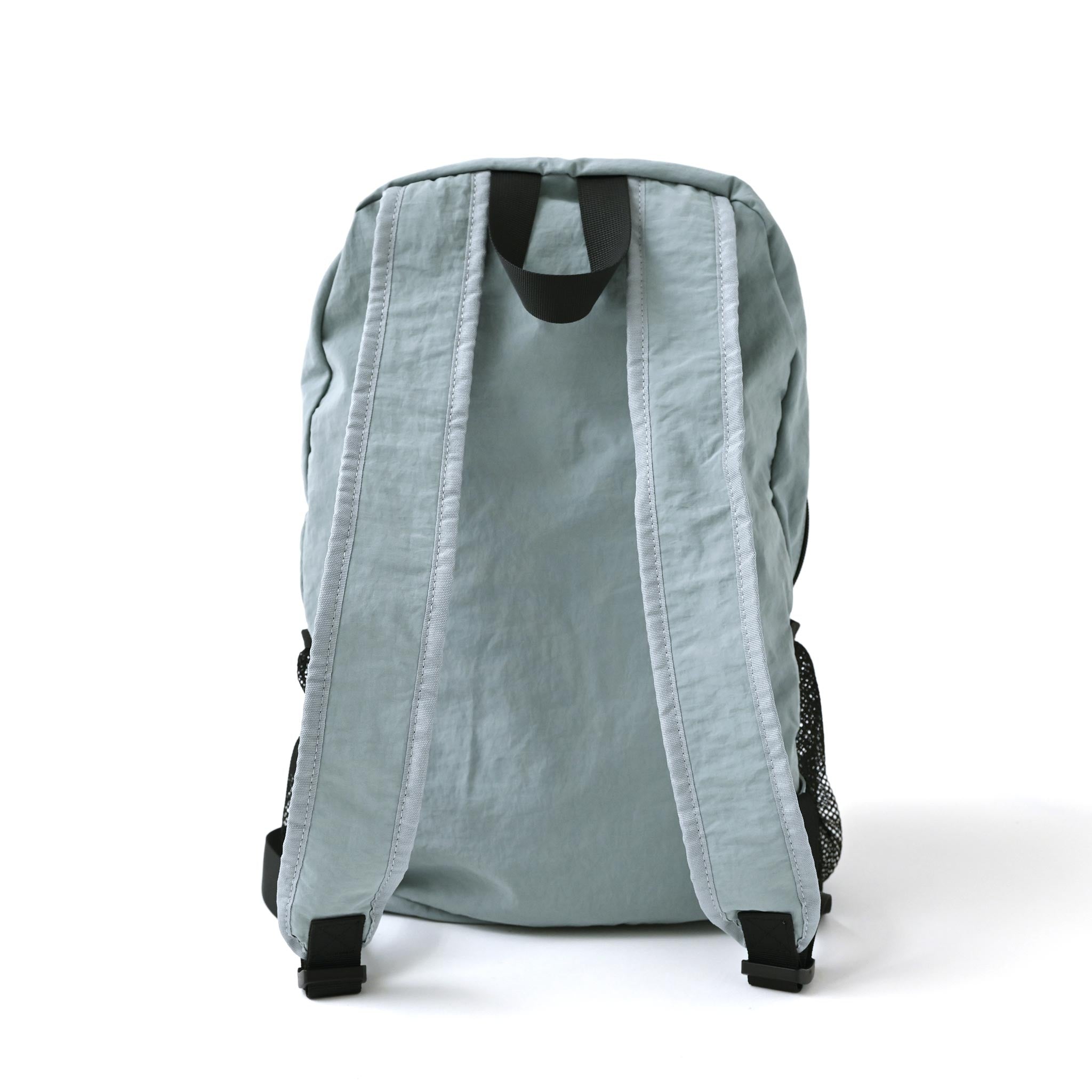 コンパクトリュックサック ポーチ付