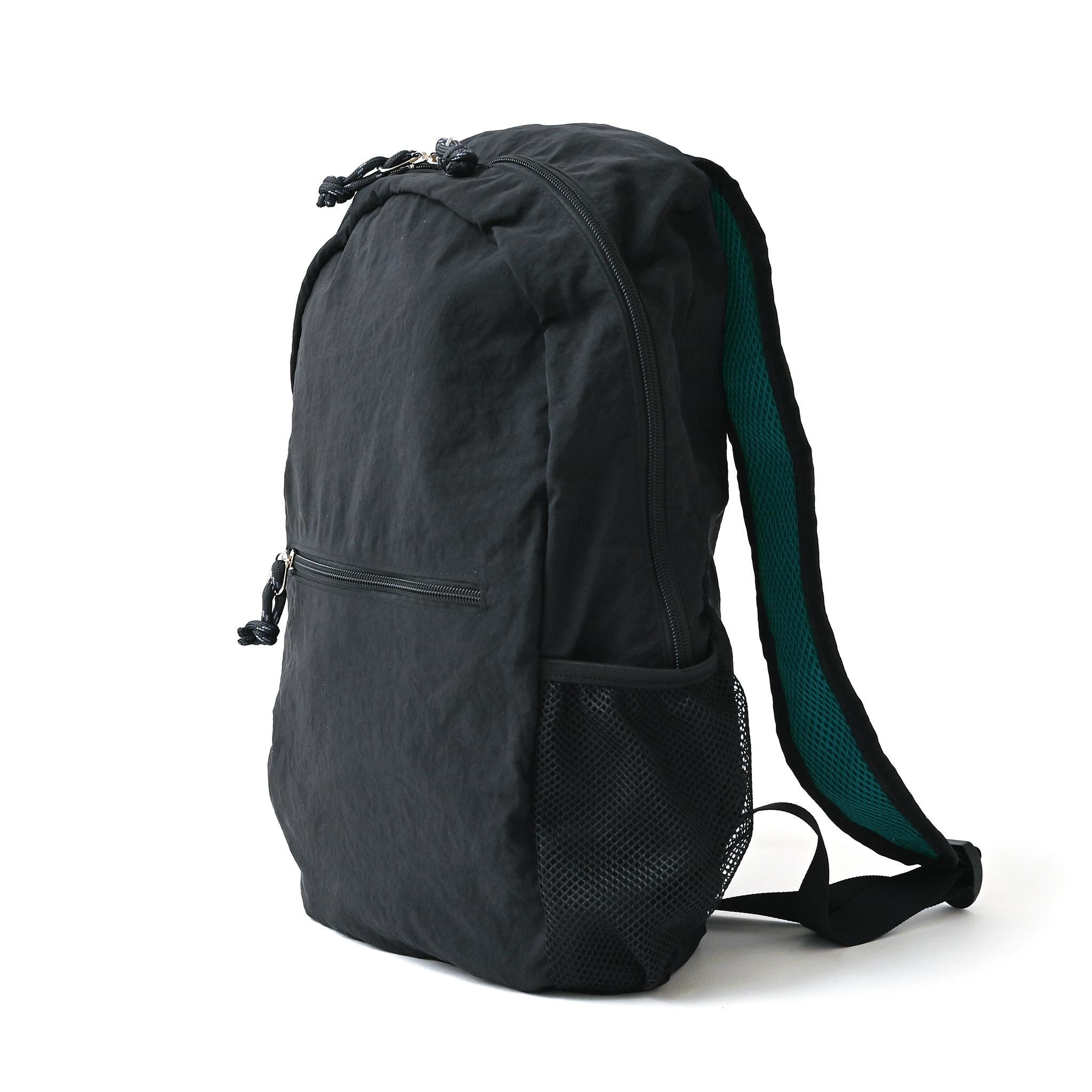 コンパクトリュックサック ポーチ付