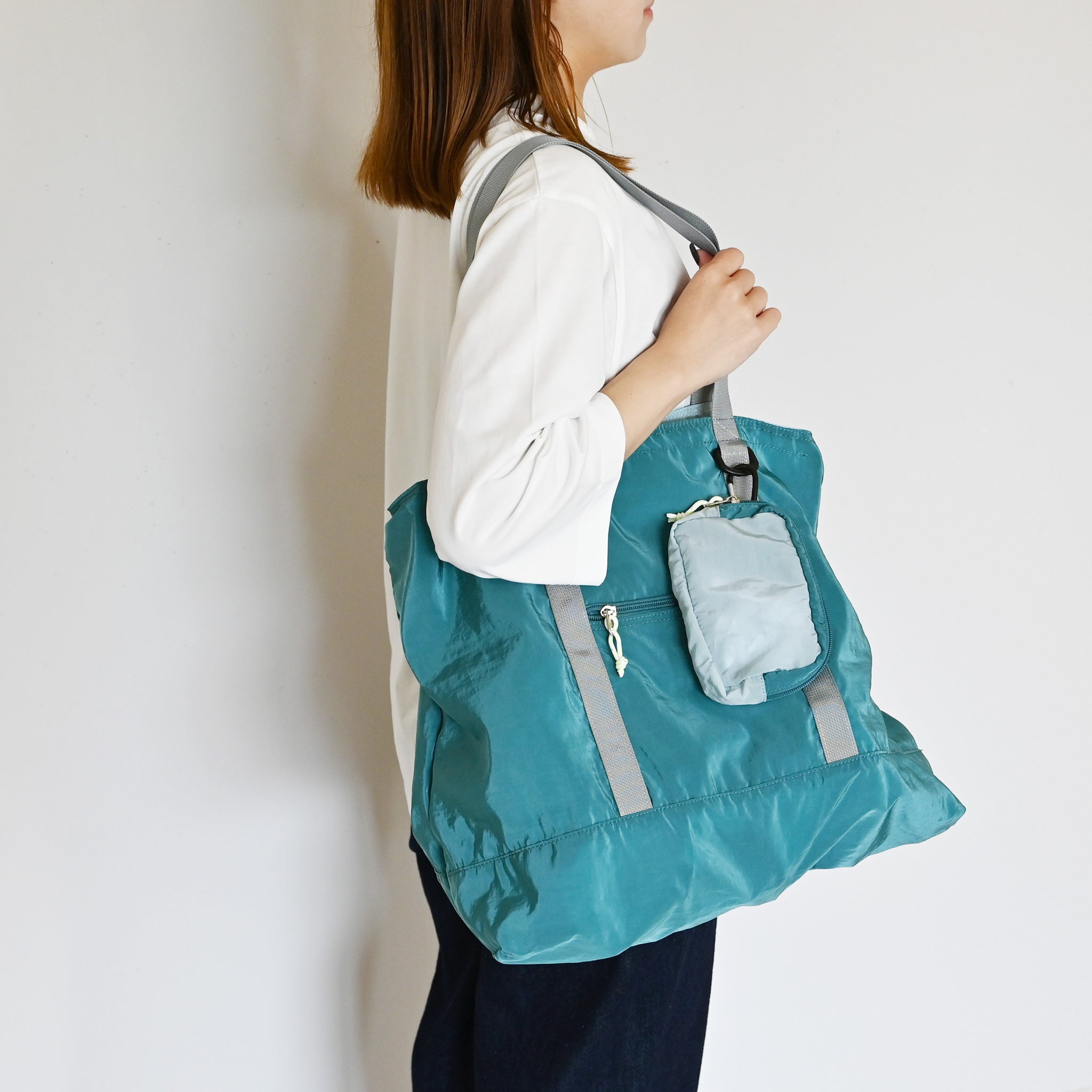 シアーコンパクトポーチ