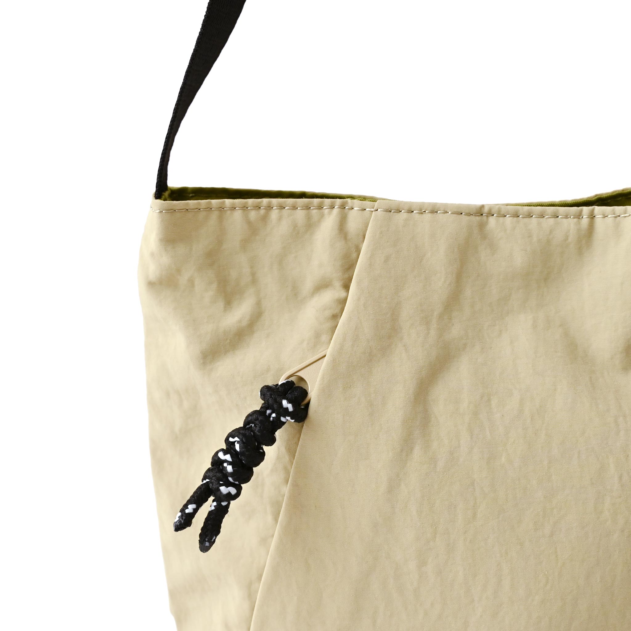 スラッシュショルダーバッグ S