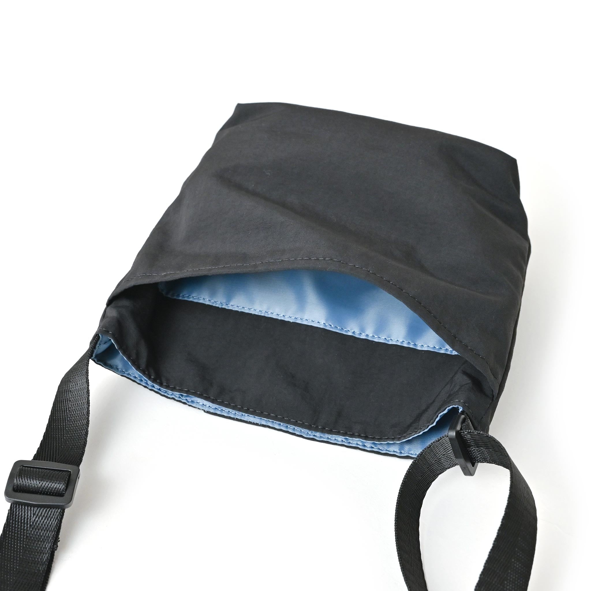 スラッシュショルダーバッグ S