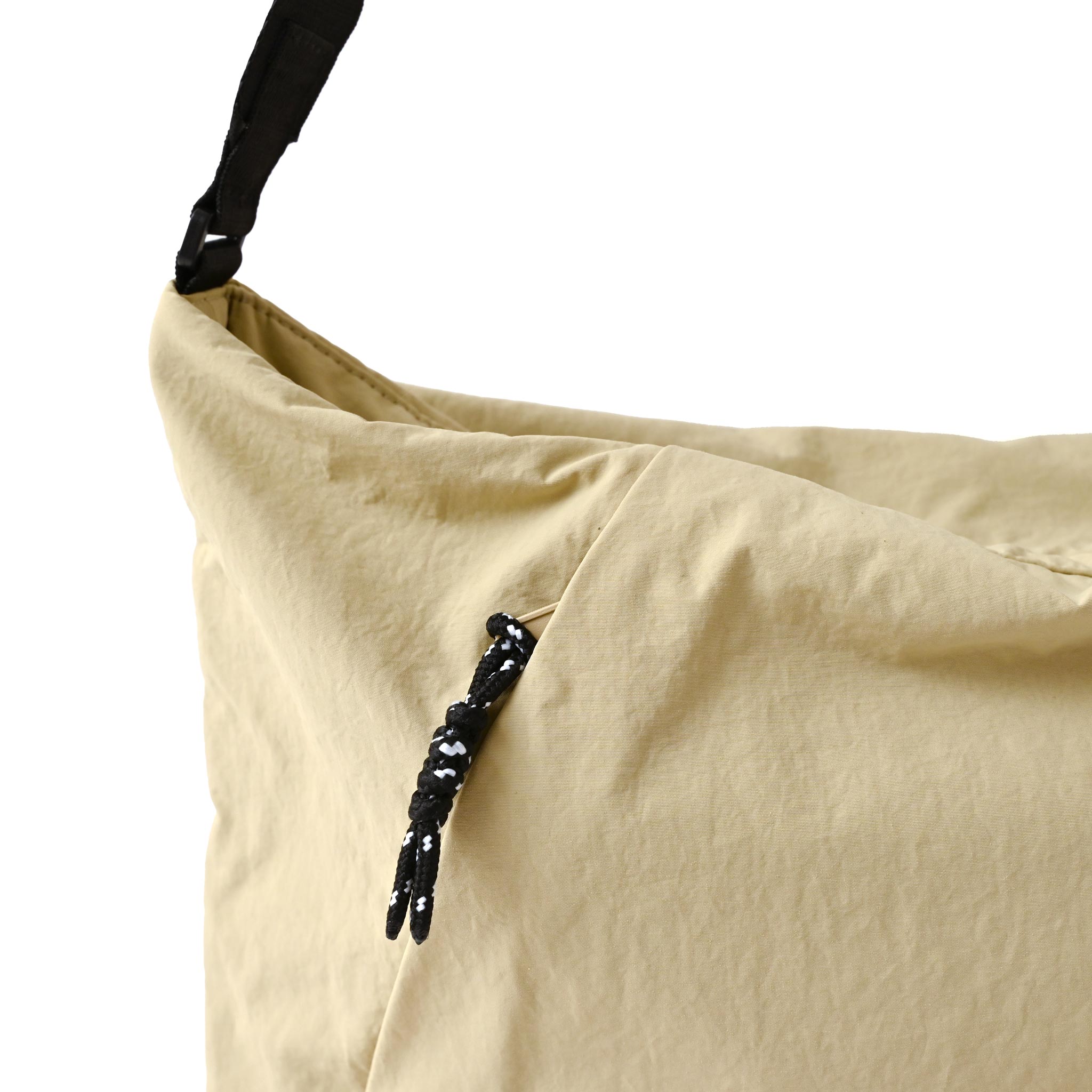 スラッシュショルダーバッグ M