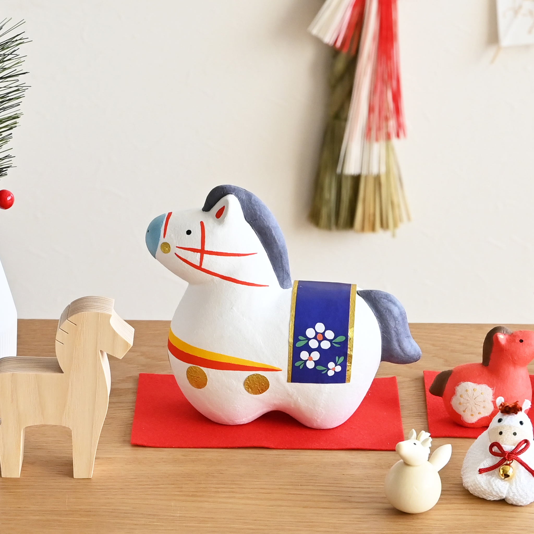 迎春置き飾り 招福午 中