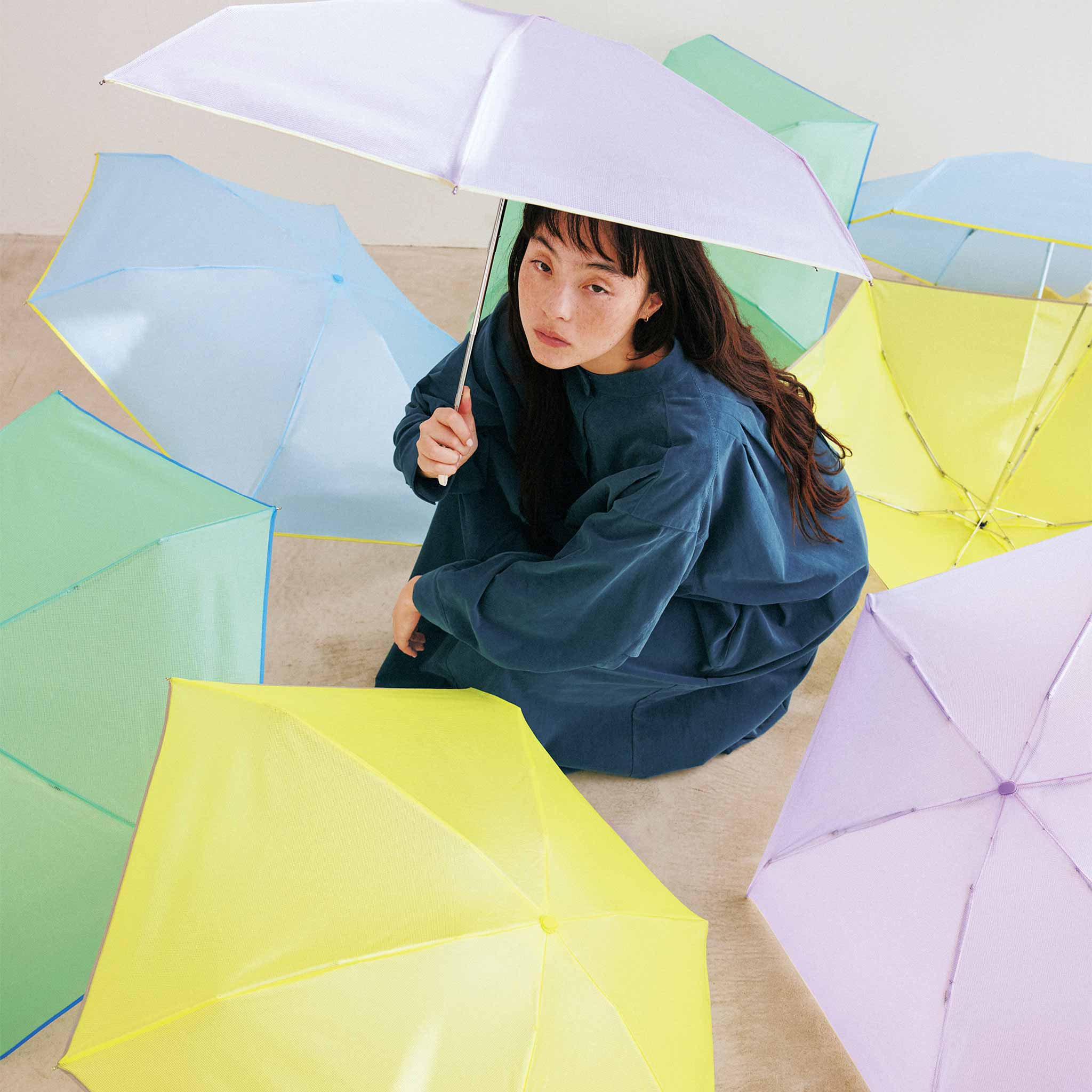 【because/ビコーズ】折りたたみ傘 クリアカラー ミニ傘