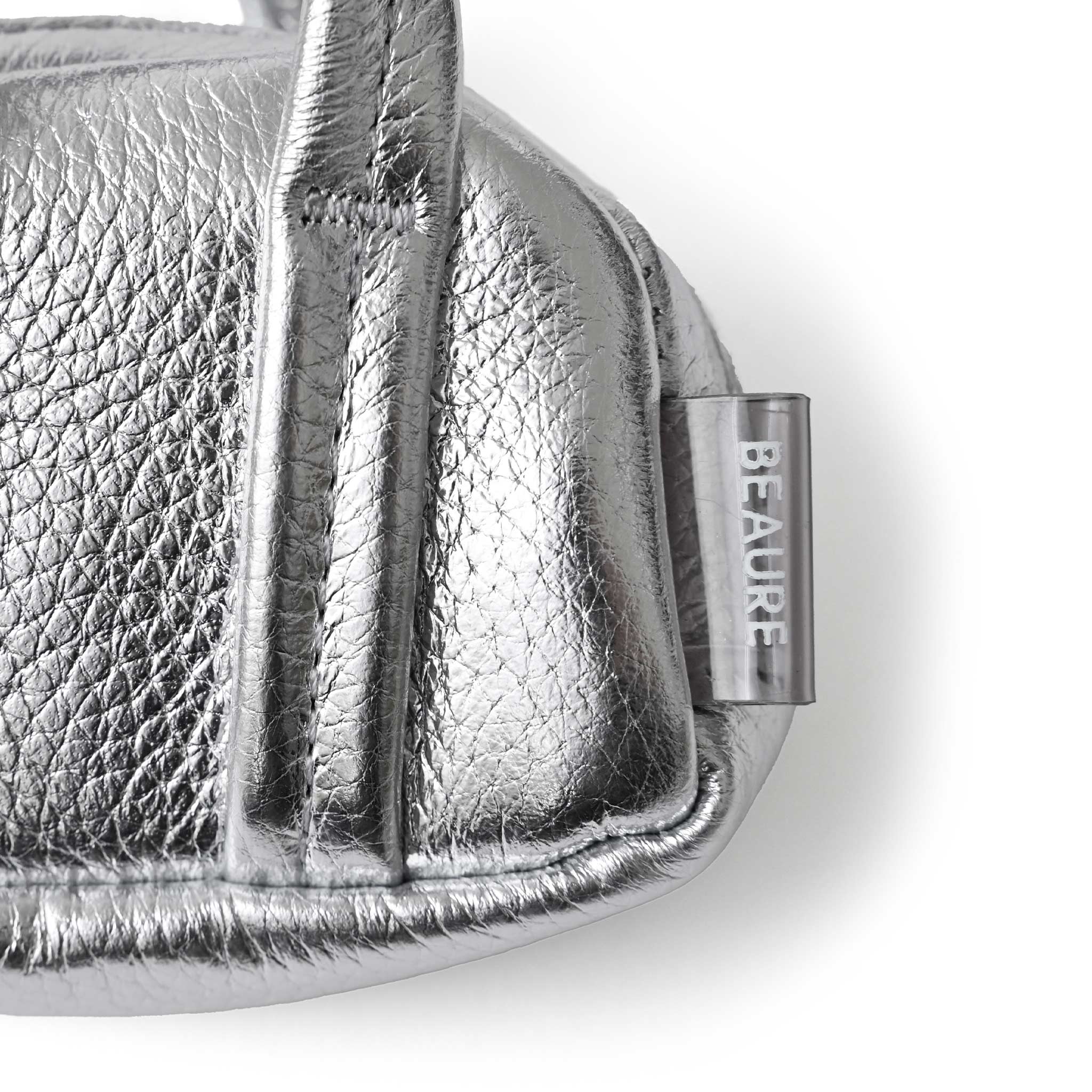 【BEAURE】 ボストンチャーム