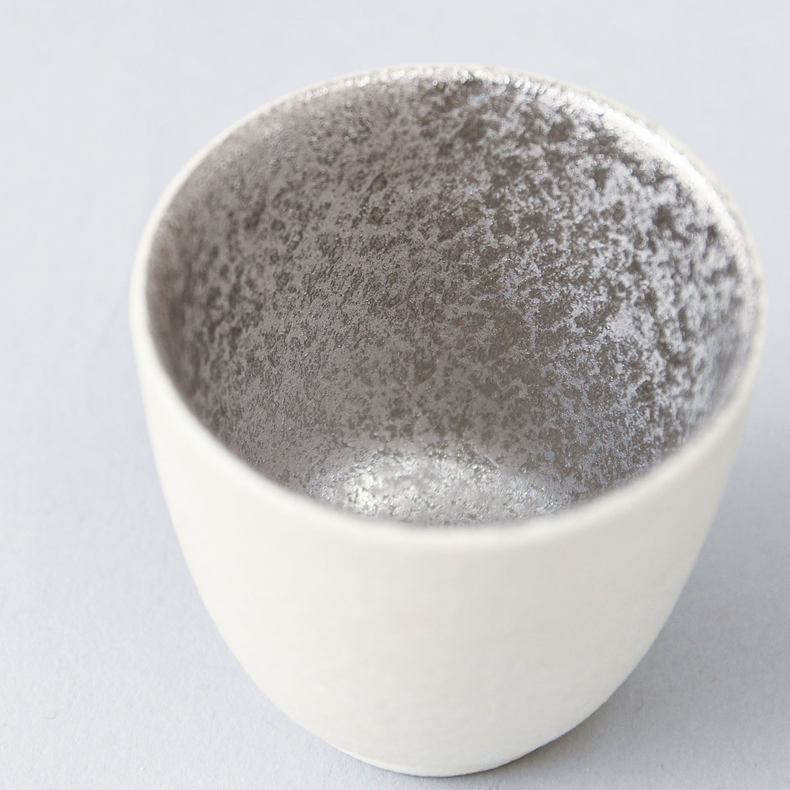 【陶悦窯】白マット銀塗 盃