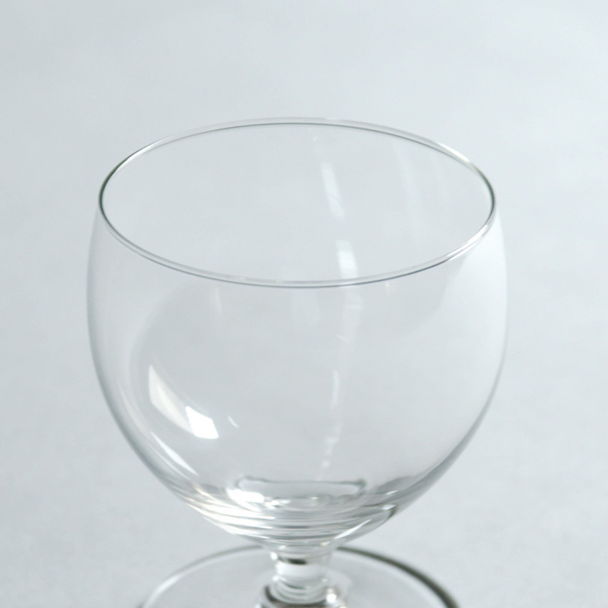 【royal leerdam】Taverne スタッキングワイングラス270㏄