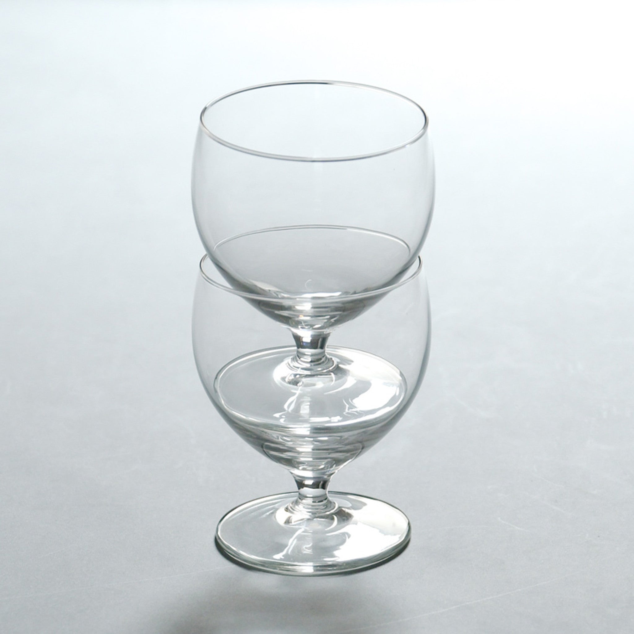 【royal leerdam】Taverne スタッキングワイングラス270㏄