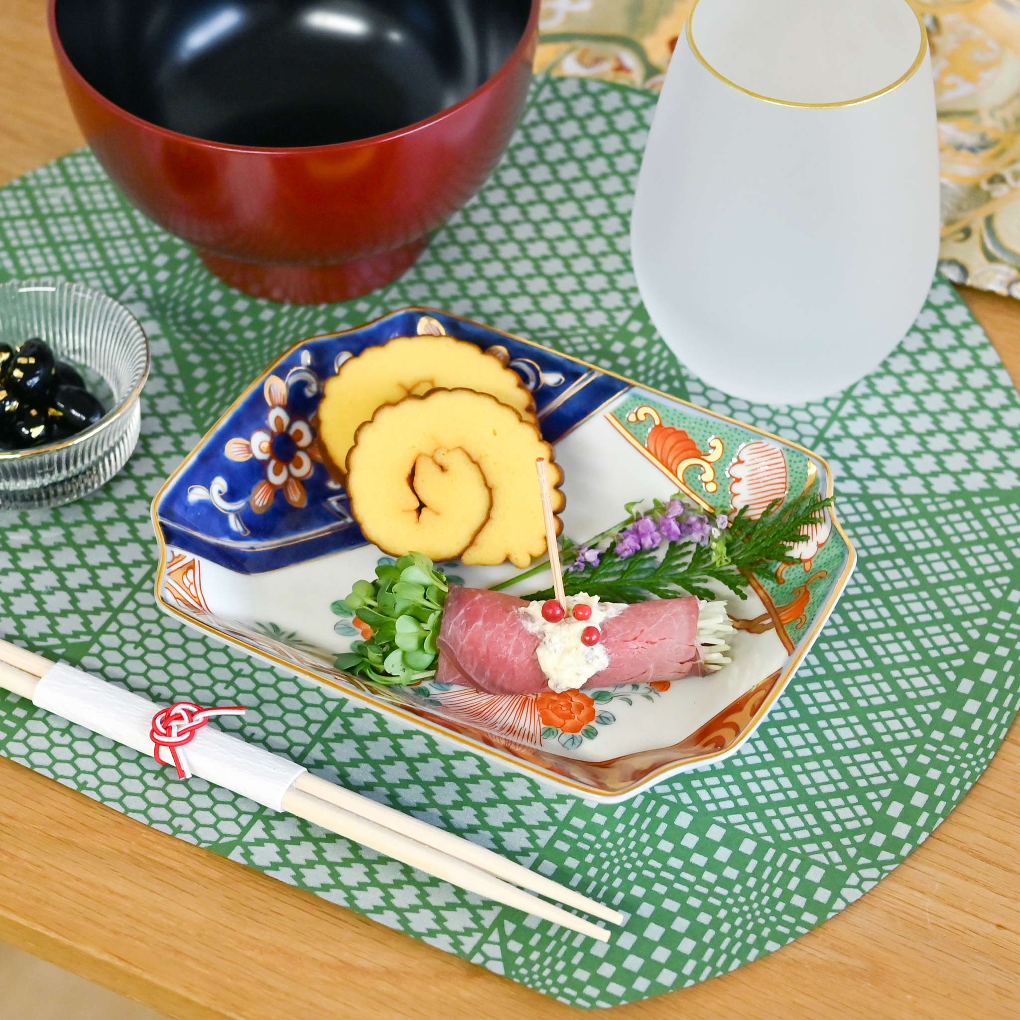 【林九郎窯】垣根牡丹 角取皿