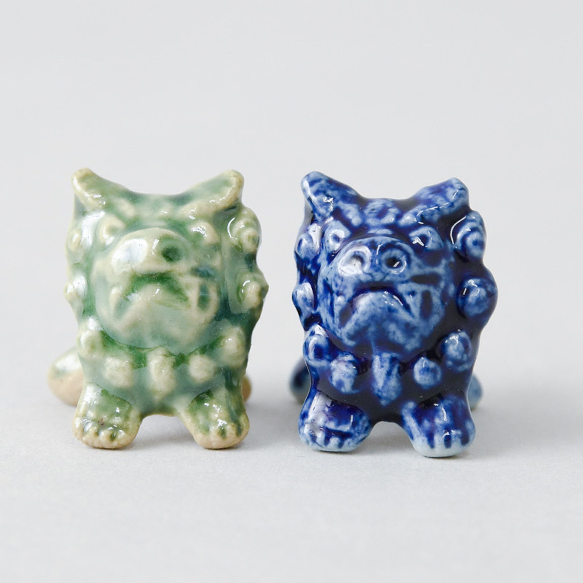 シーサー箸置き 吽(メス)