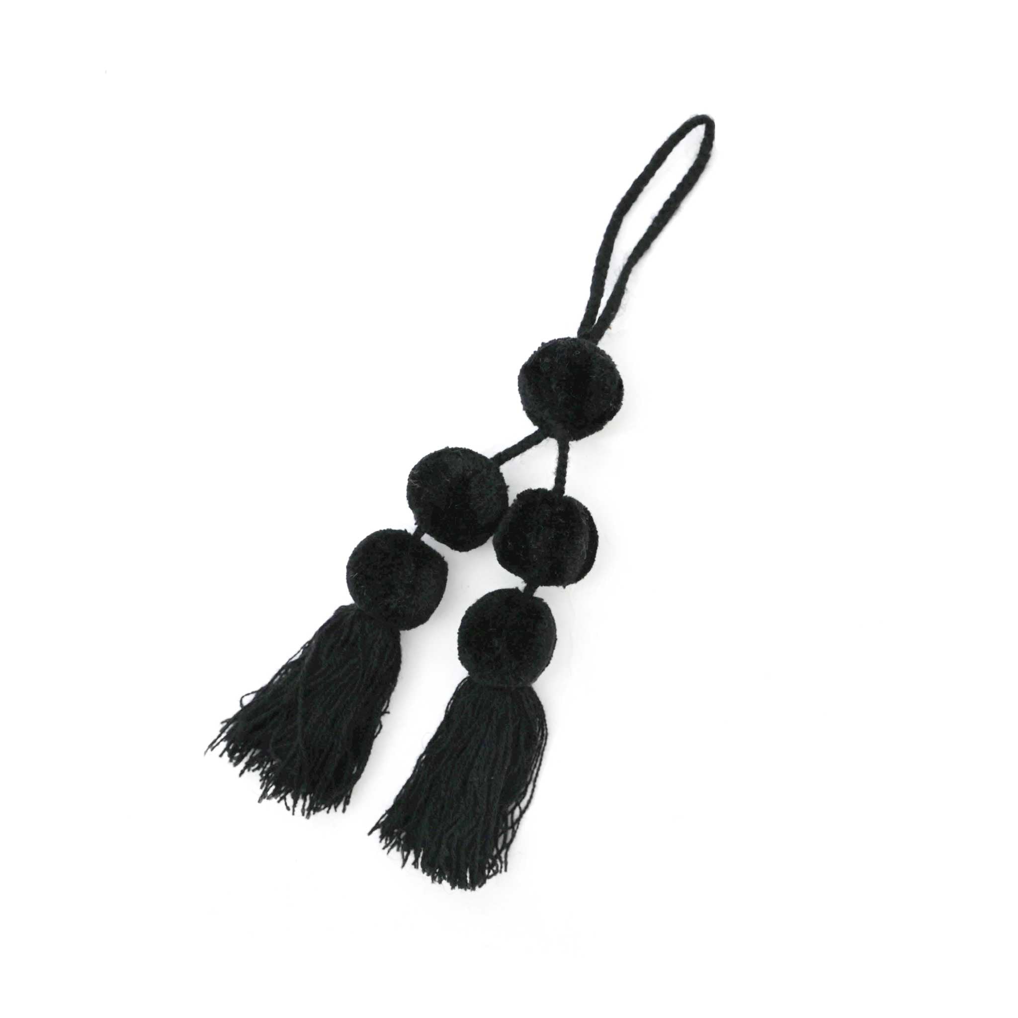 POM PON CHARM 1COLOR M