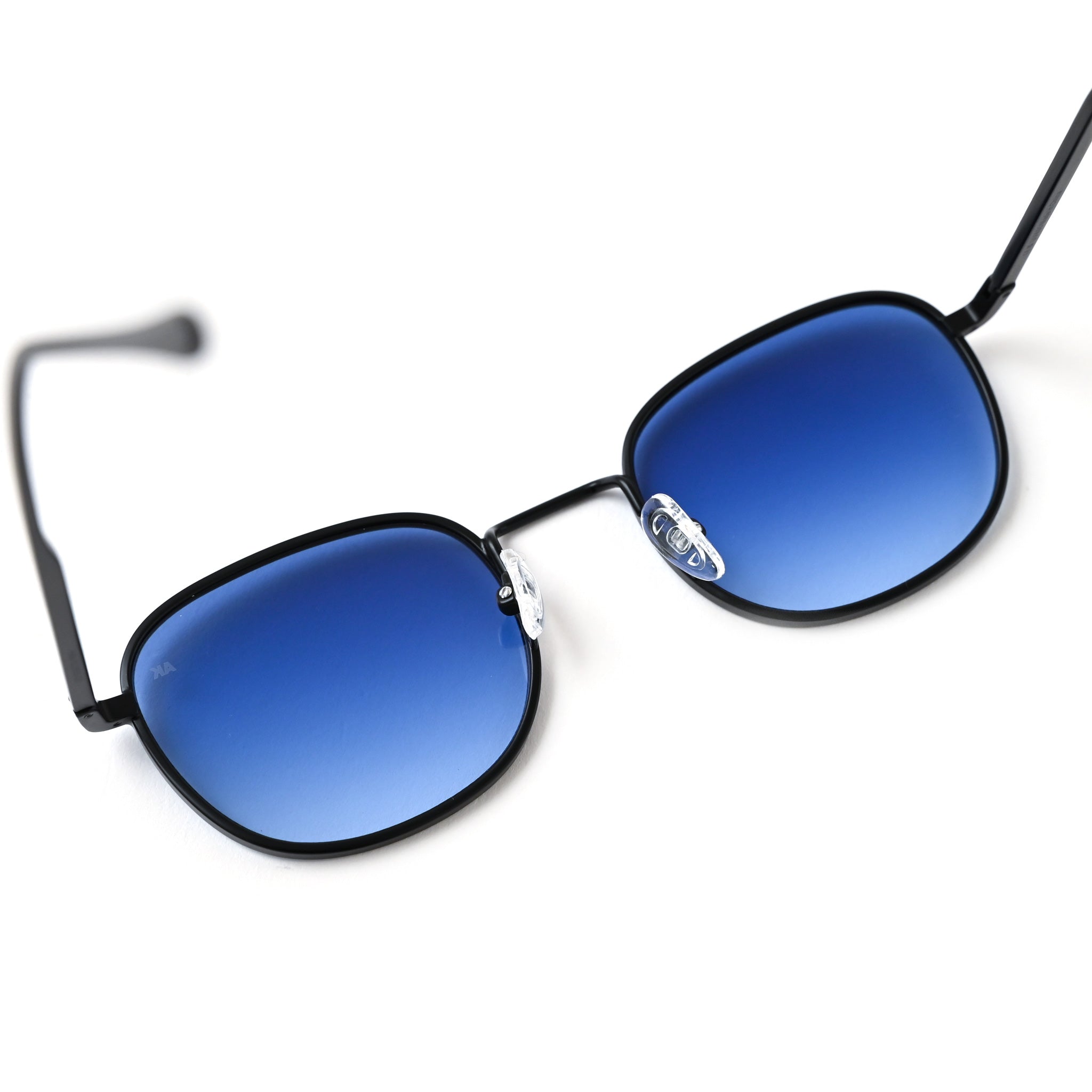 【A.Kjaerbede/エキアビド】HALLOサングラス