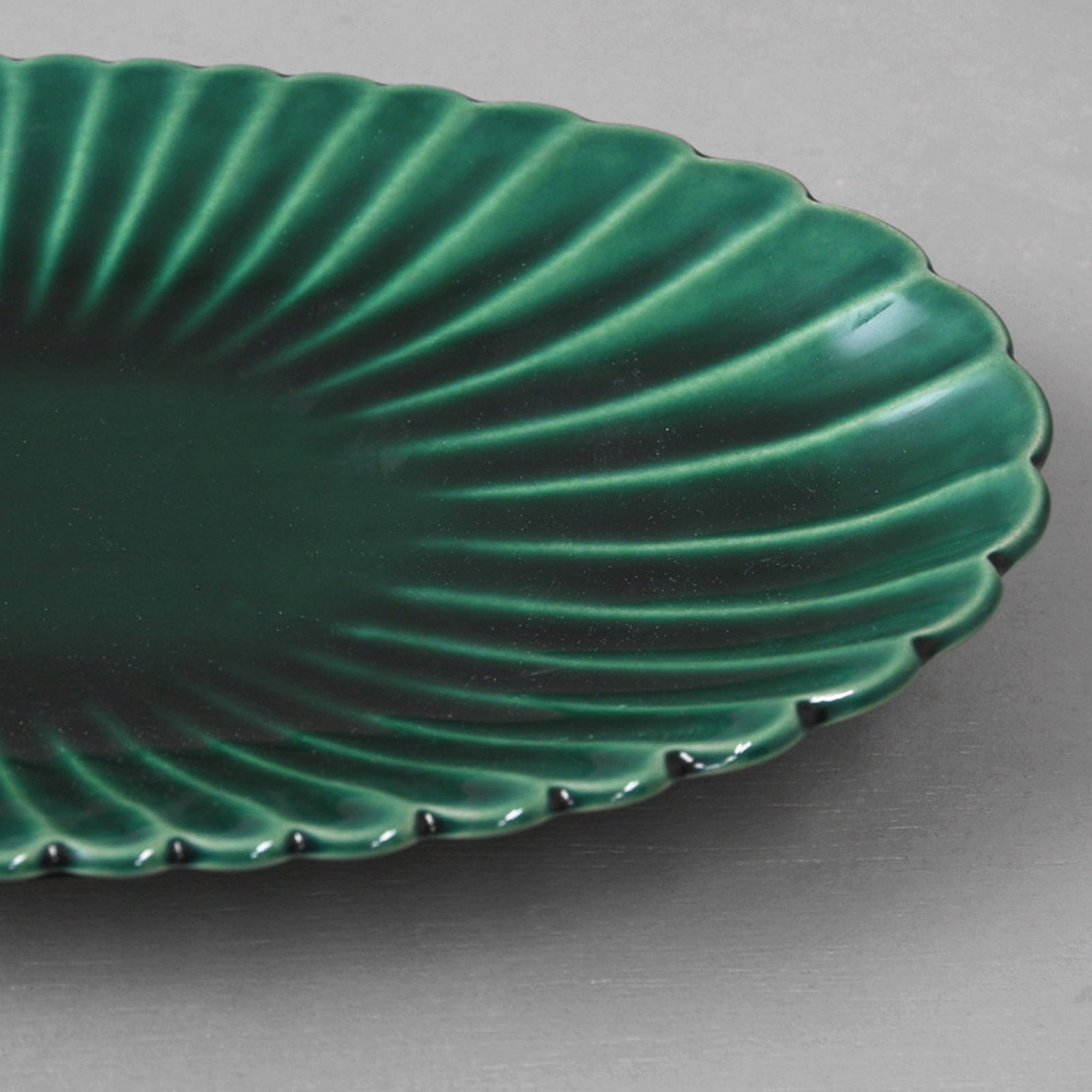 楕円皿[緑彩]
