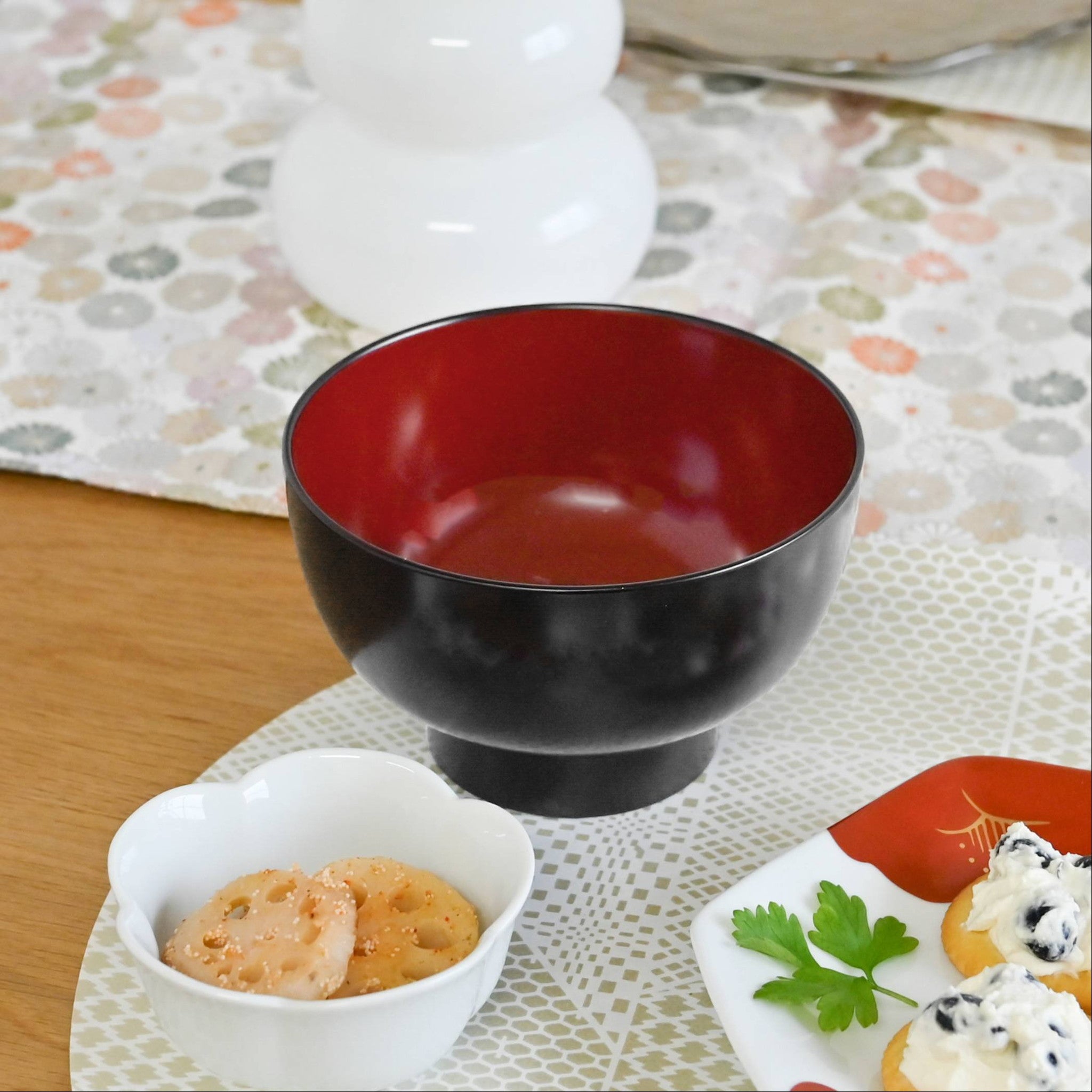 汁椀[ぬりわけ]