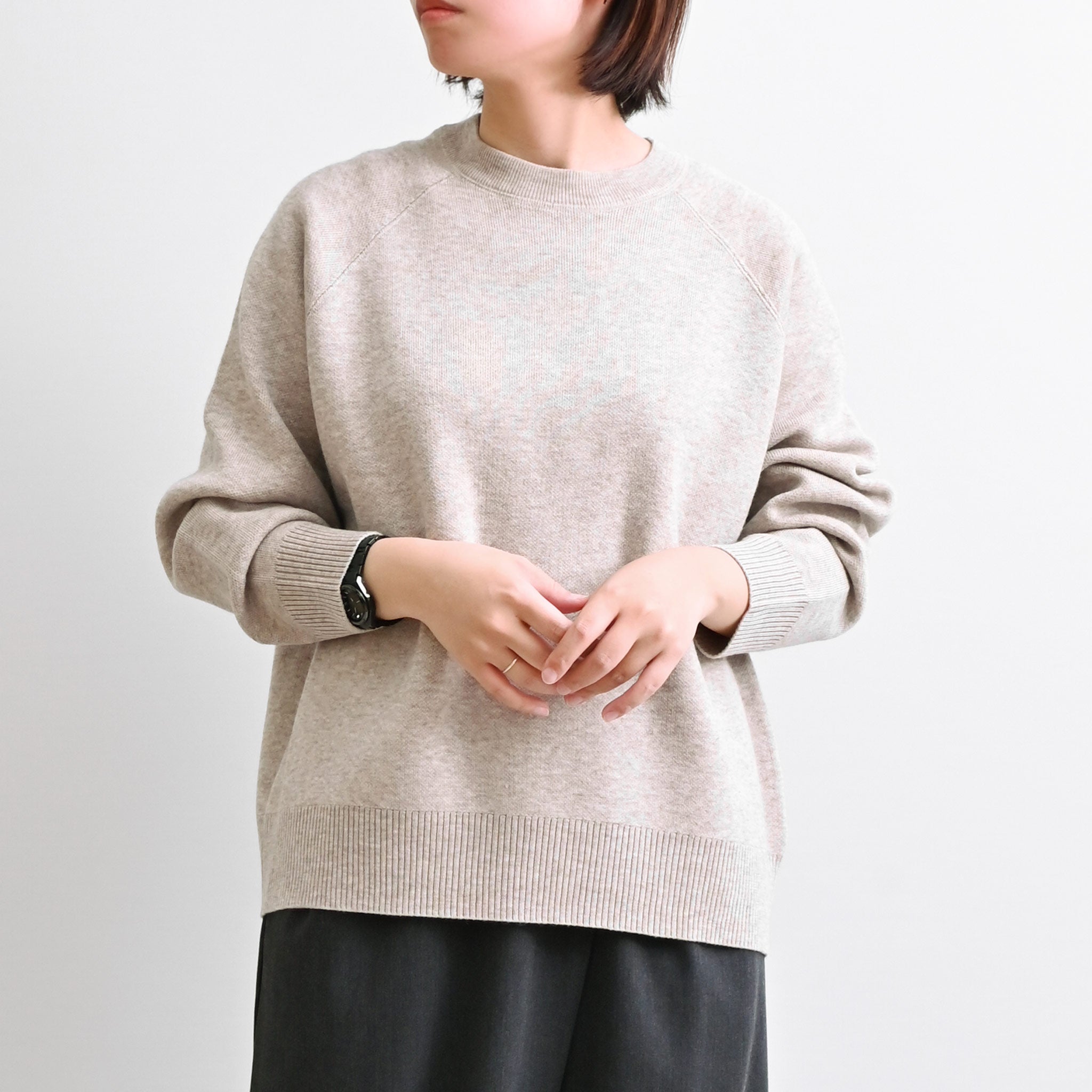 シンプルニットプルオーバー 長袖