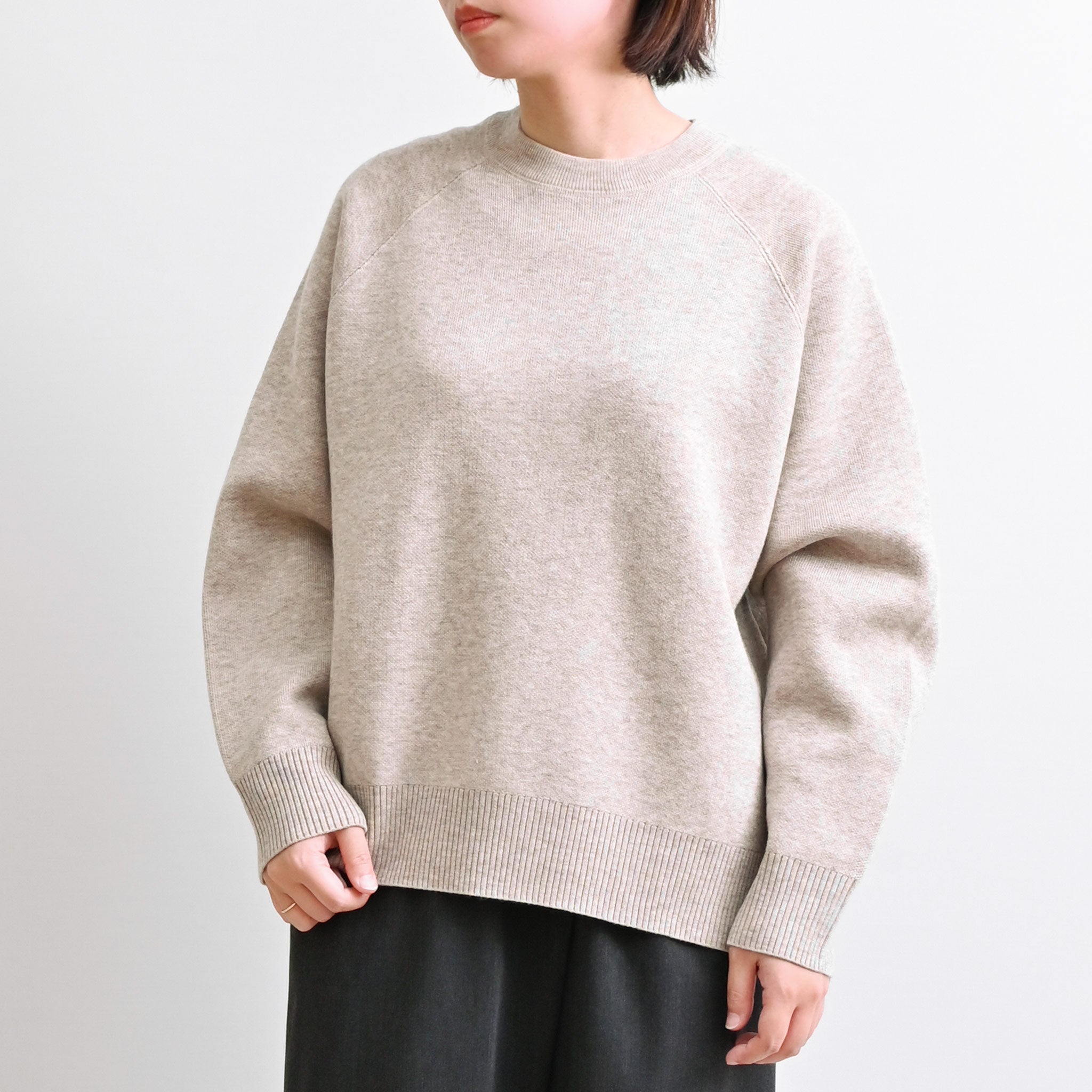 シンプルニットプルオーバー 長袖