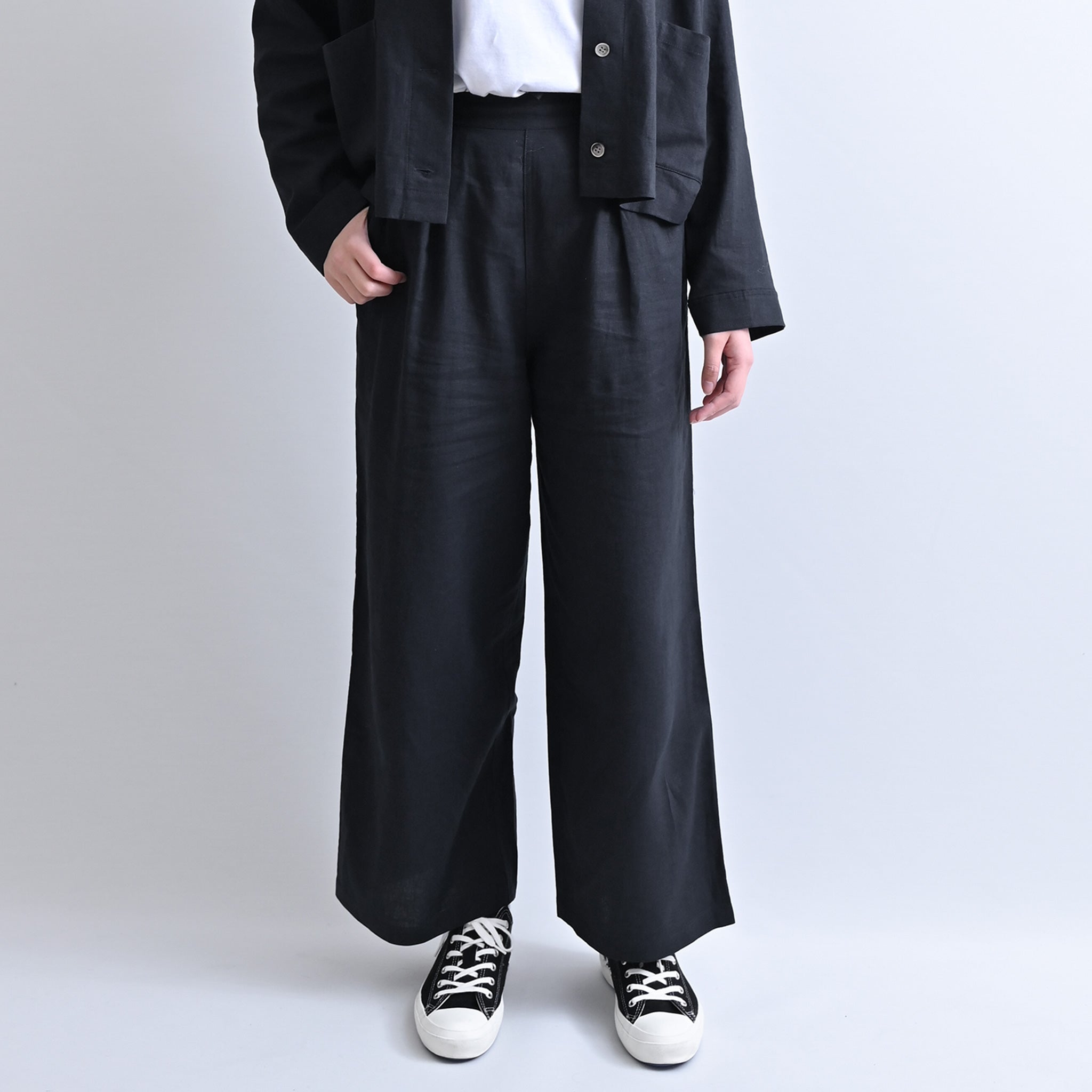 アサレーヨンセミワイドパンツ