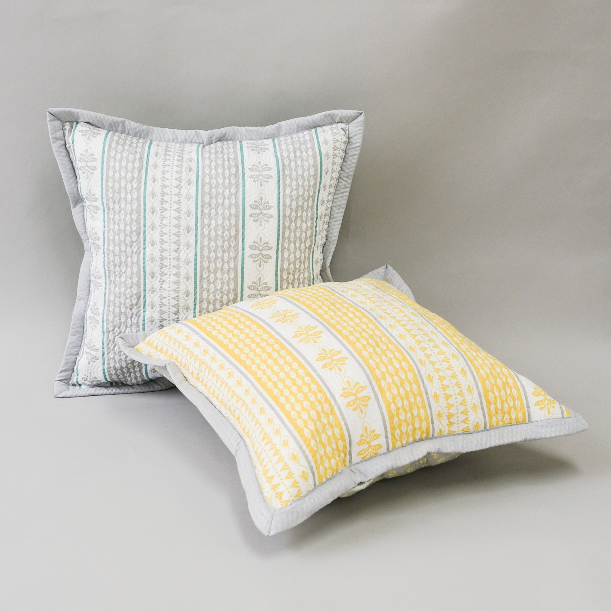 クッションカバー[リップルキルト] M