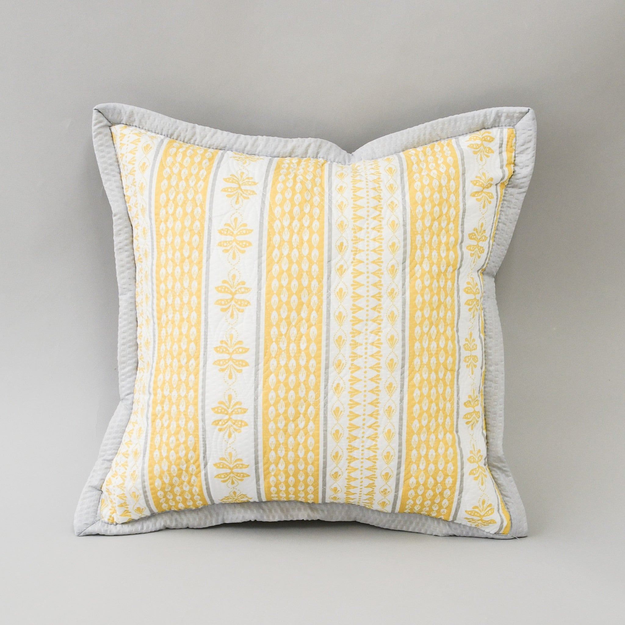 クッションカバー[リップルキルト] M