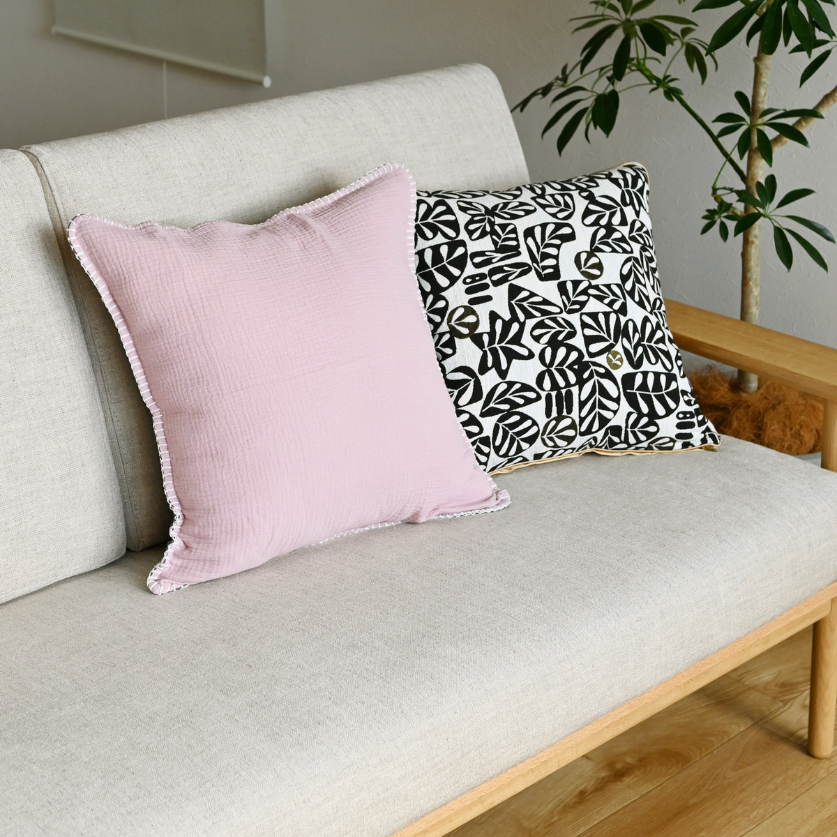 クッションカバー[ツートンガーゼ] M (45×45cm) | deux C(ドゥ・セー