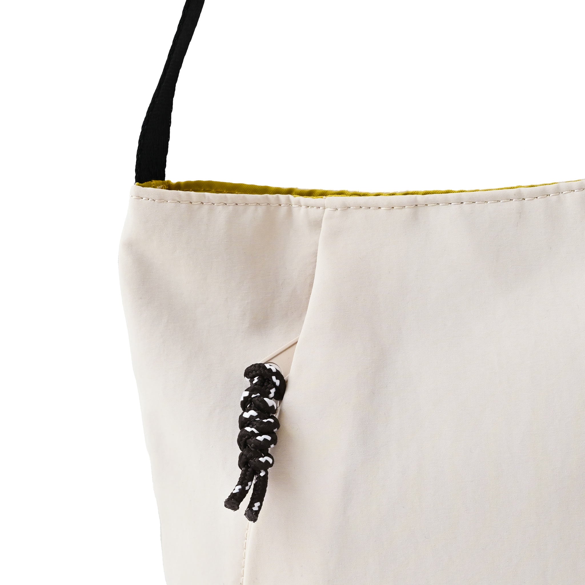 スラッシュショルダーバッグ S