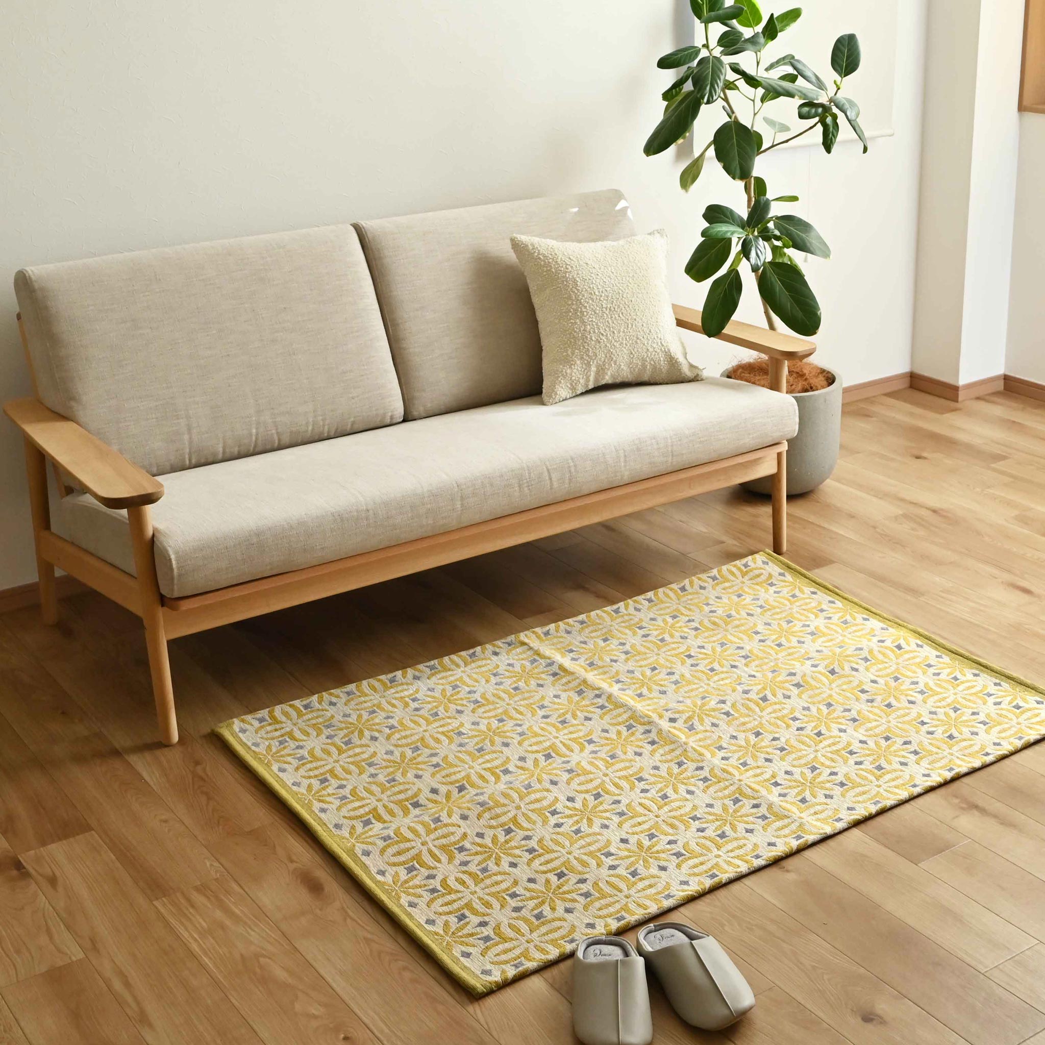 アクセントラグ[フラワー] 滑り止め付き 100cm×140cm