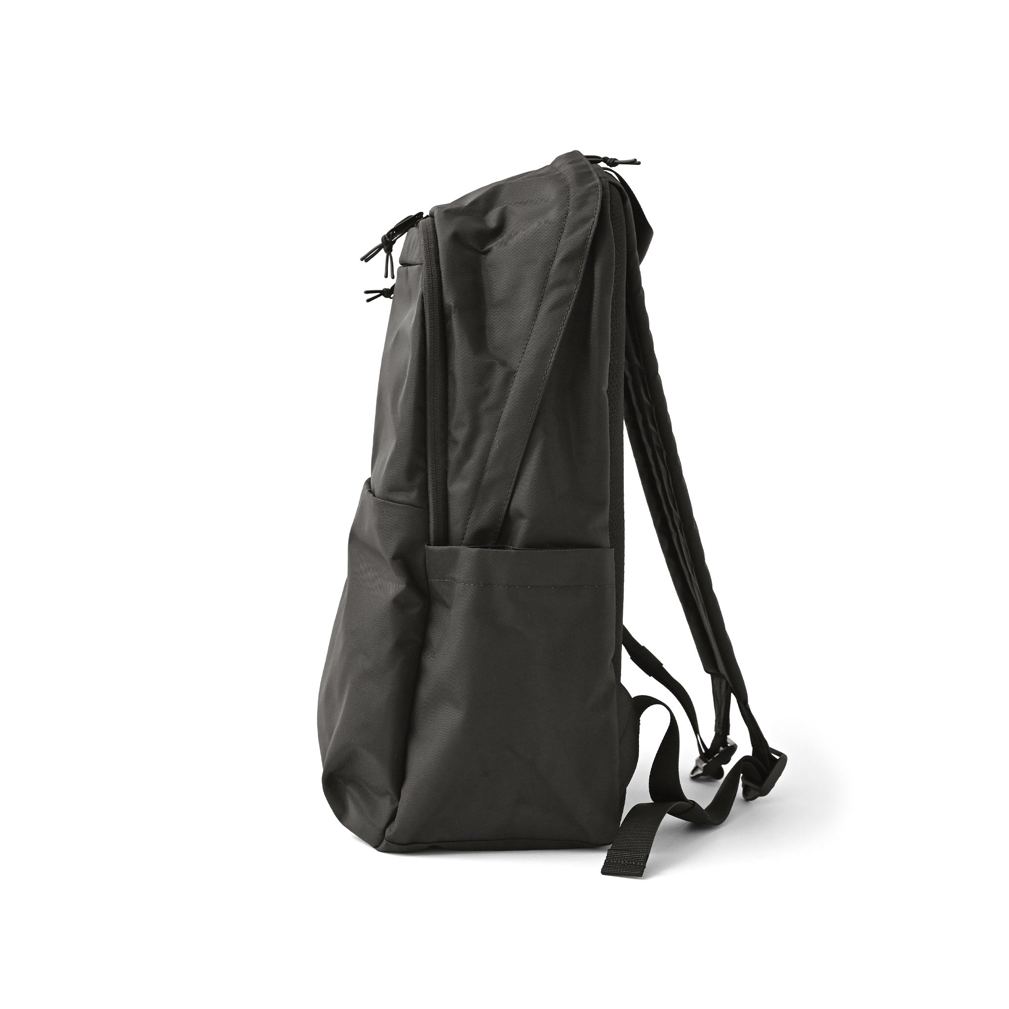 シンプルパックリュックサック