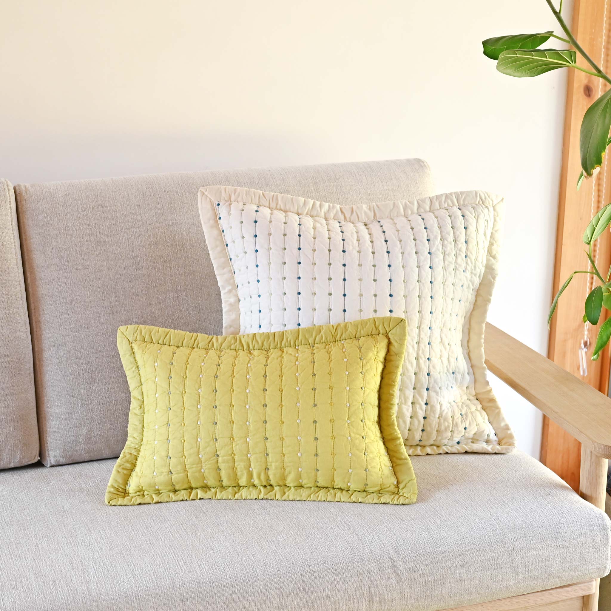 オブロンクッションカバー[ドットステッチキルト]