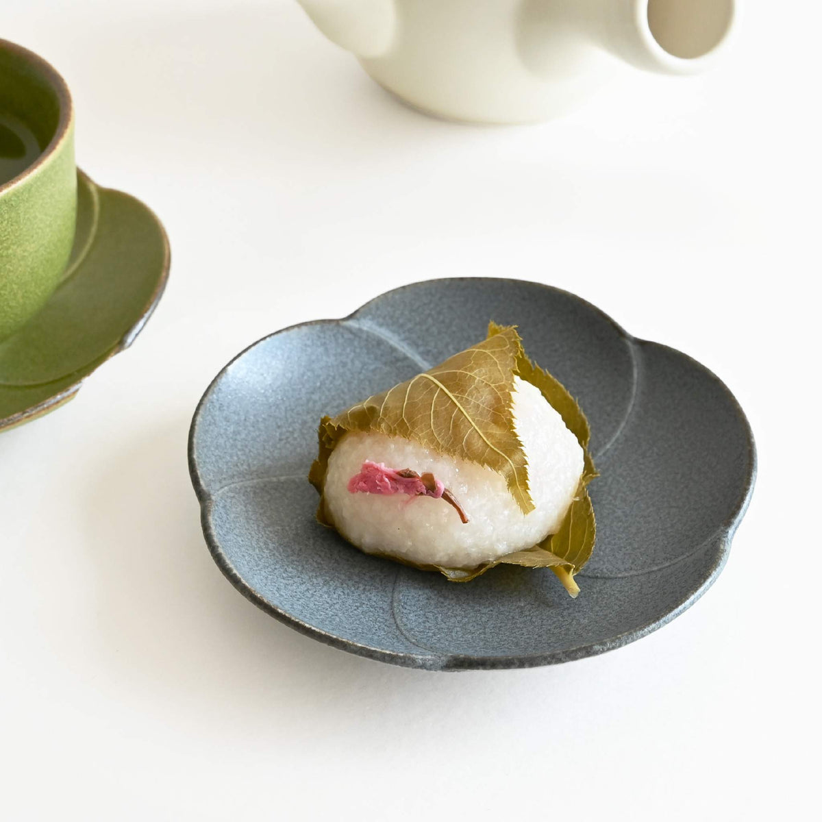 梅型小皿[うめがた] | deux C(ドゥ・セー)公式オンラインストア