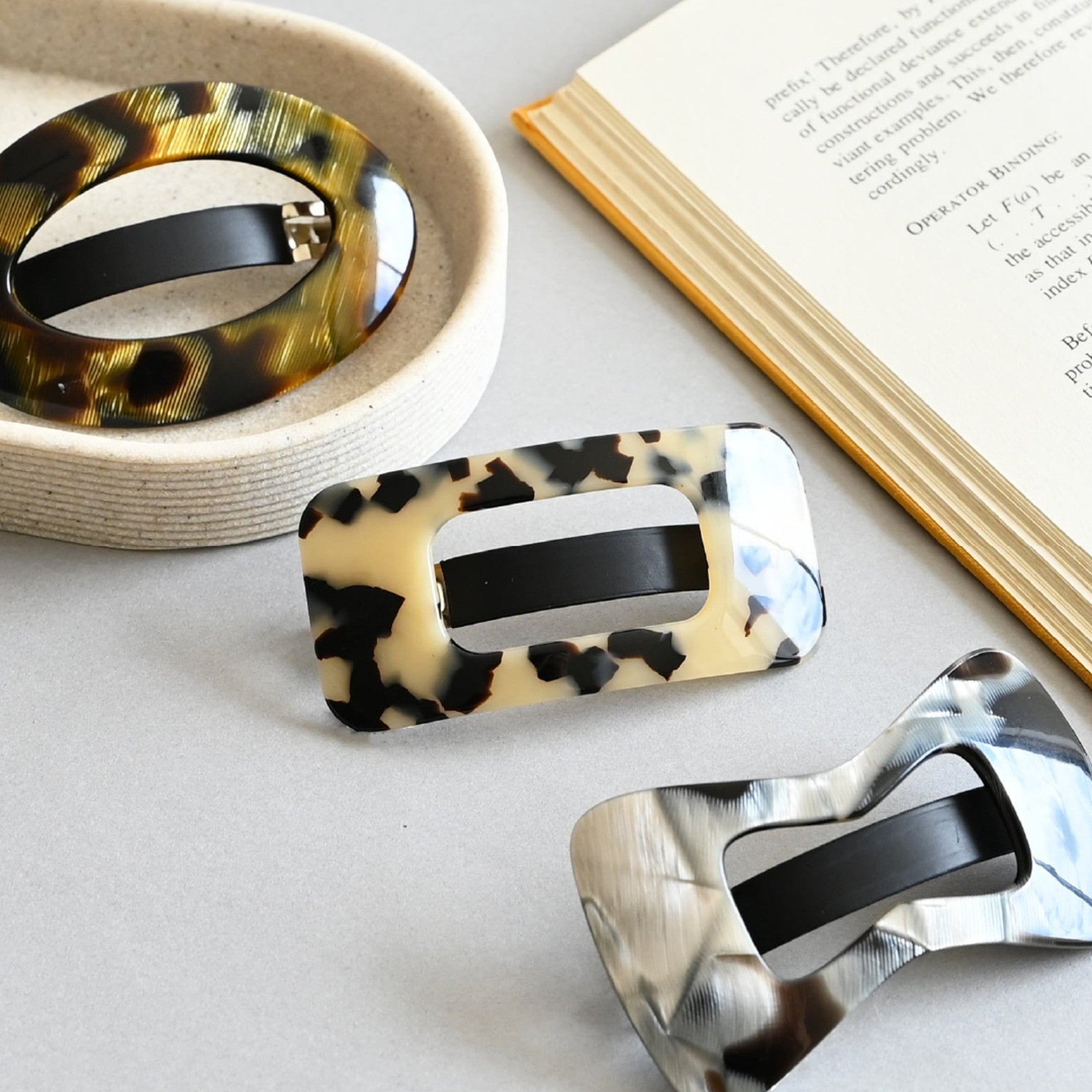 バレッタ[フランス製] FU24F