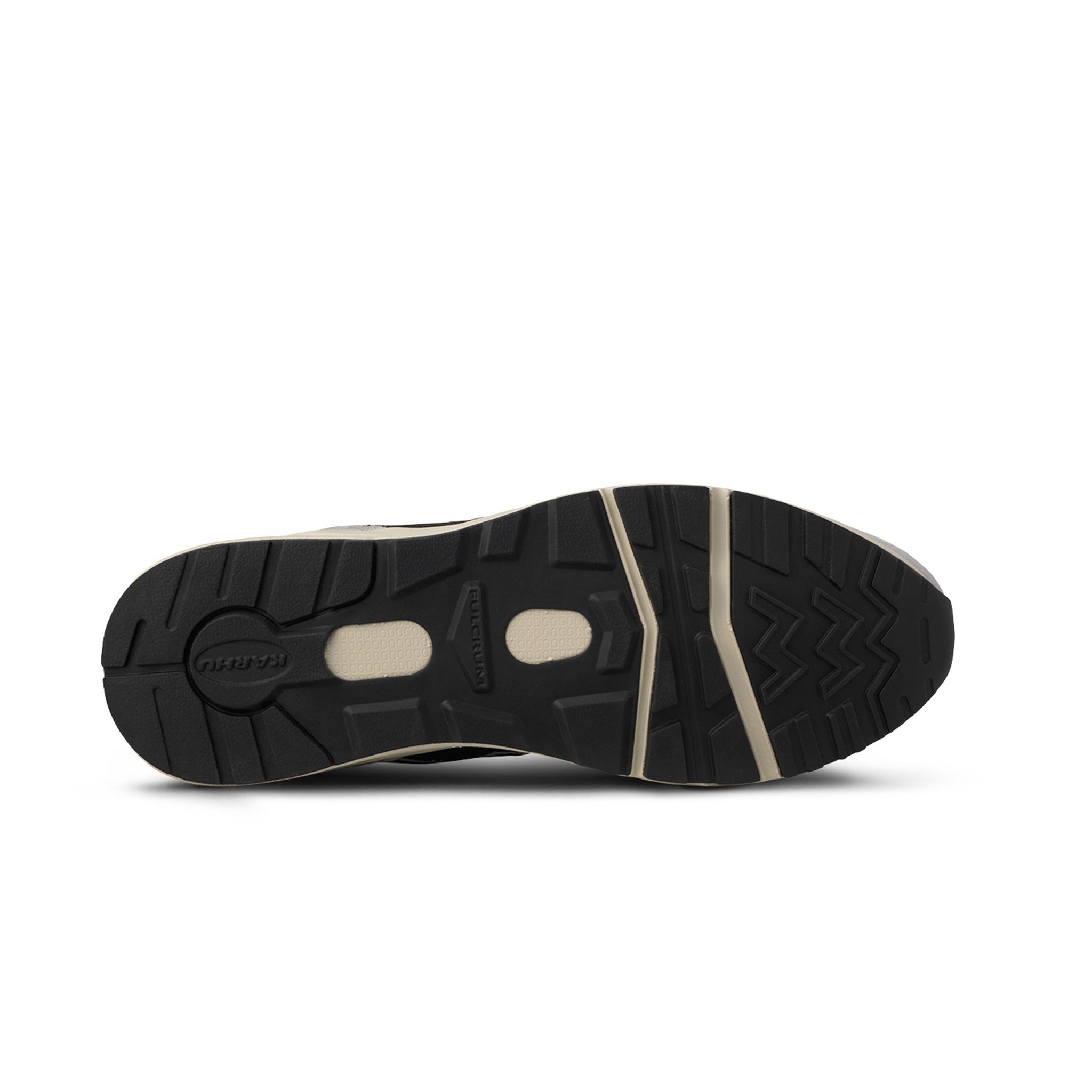 【KARHU/カルフ】 ARIA 95 スニーカー