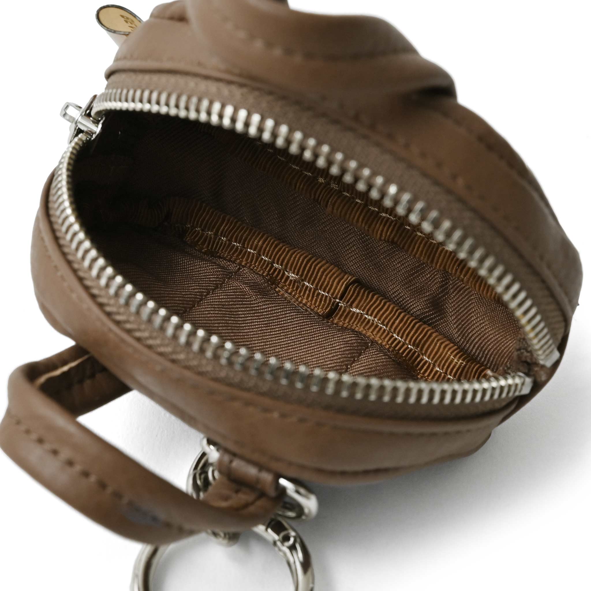 【BEAURE】 ボストンチャーム