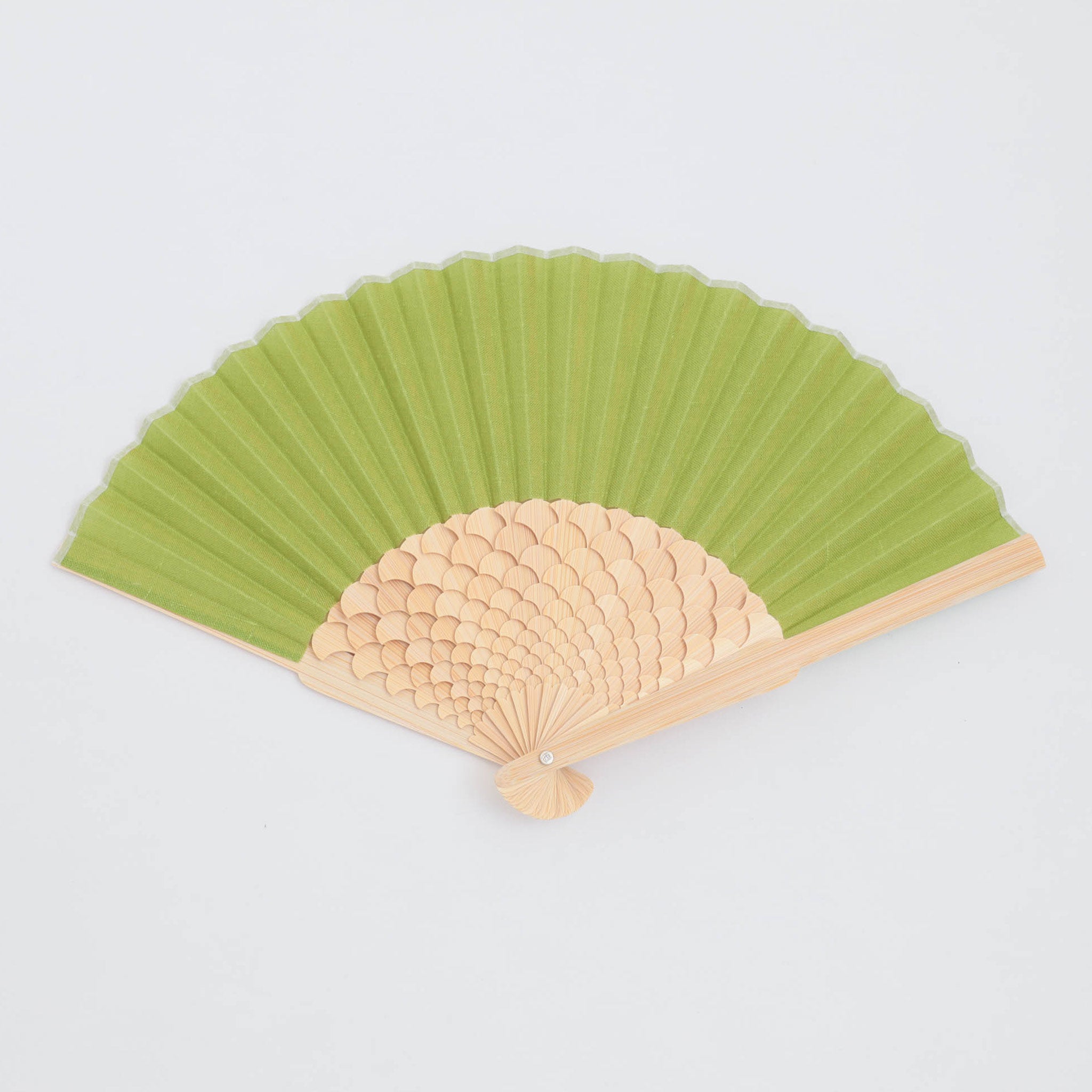 【西川庄六商店】LOTUS扇子 白竹