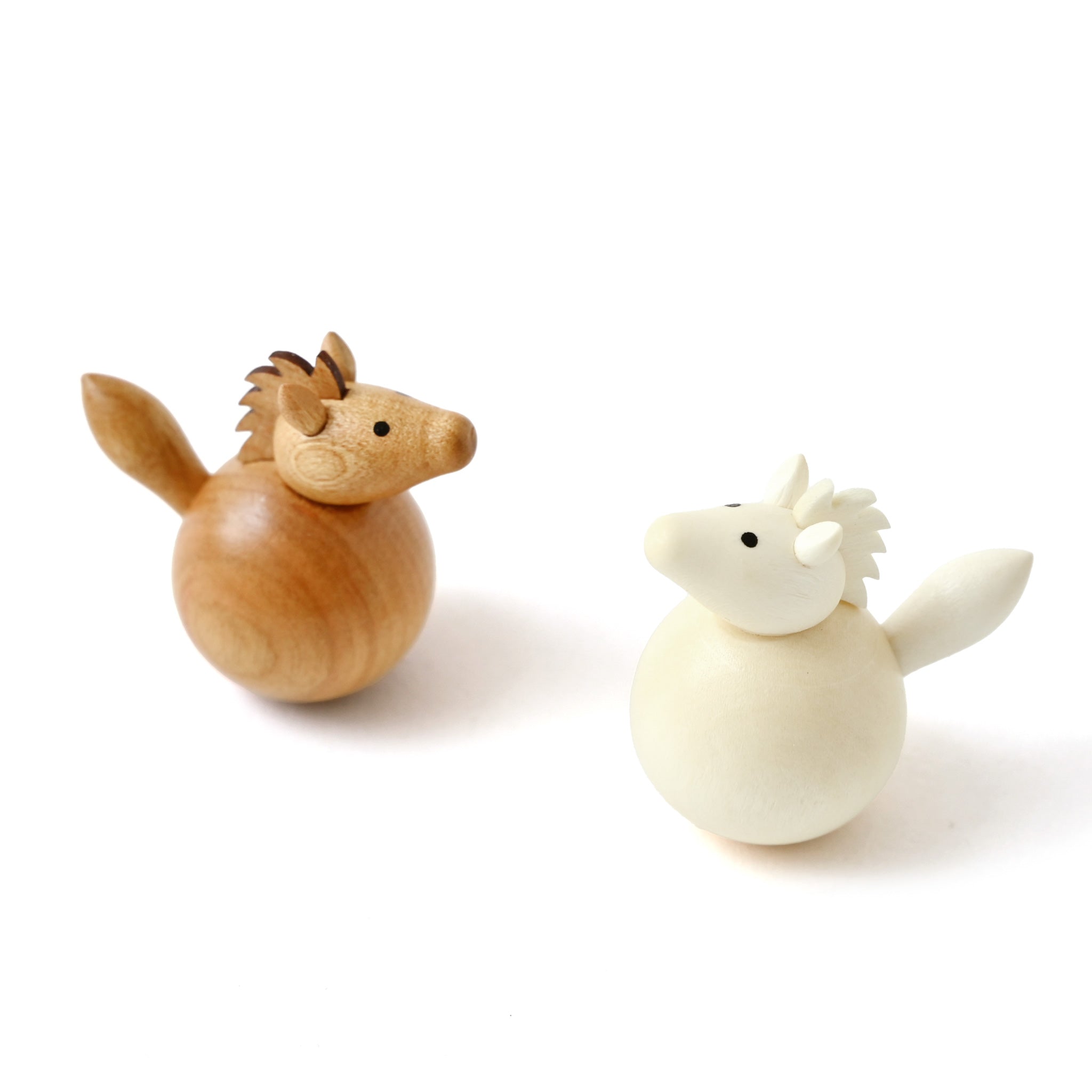 起き上がりこぼし うま