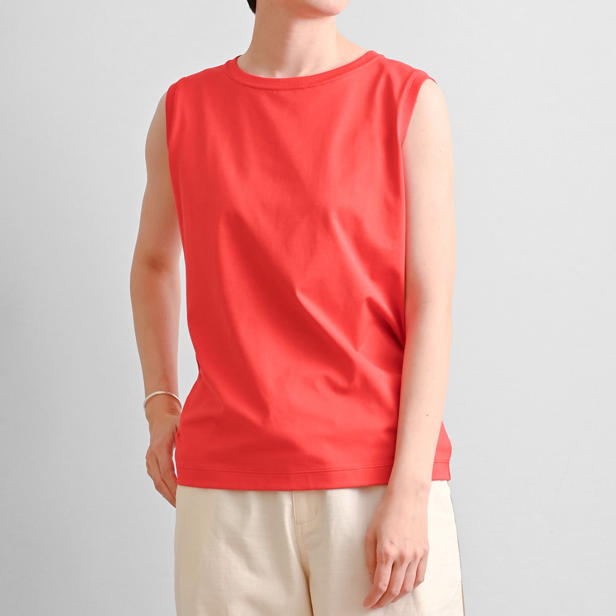 スーピマコンパクトテンジクノースリーブ